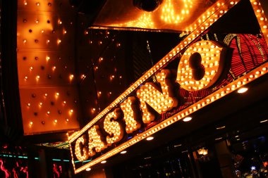 ole388 app showing live-dealer blackjack table and sportsbook Liga 1 markets